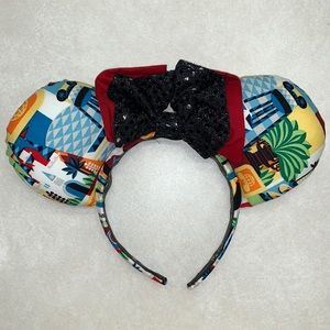Disney small shop Hollywood Studios ears